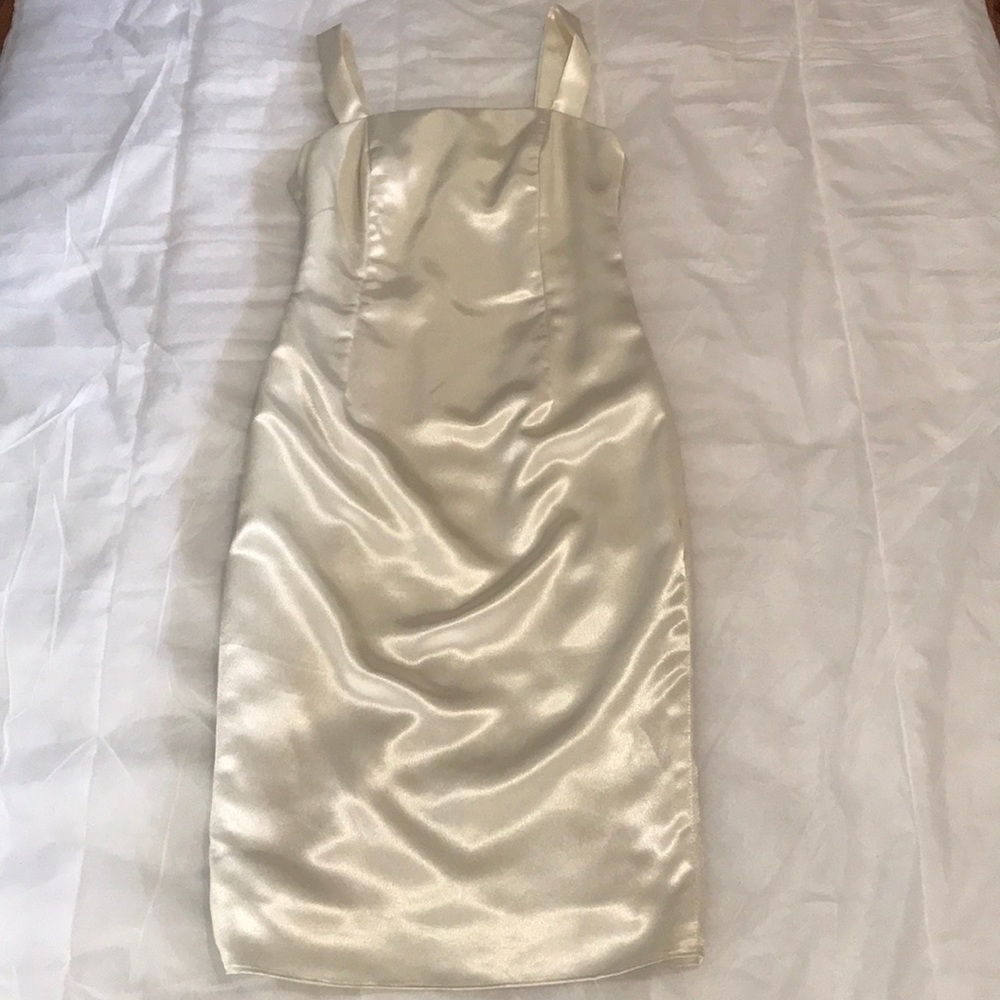 Off-white Dress